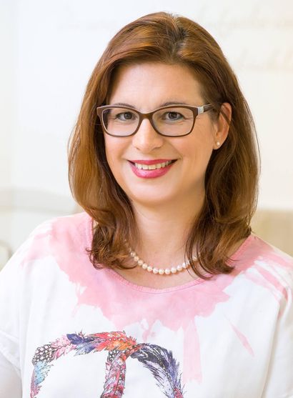 Dr. Marion Gaugg Dr. Marion Gaugg